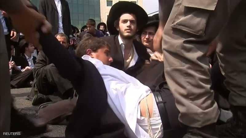 اشتباكات بين اليهود والشرطة الاسرائيلية